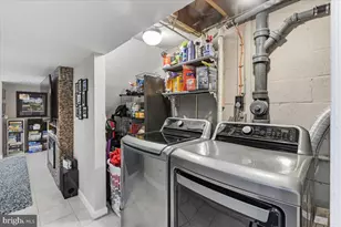 411 S Veitch St, Arlington, VA 22204 - Photo 16