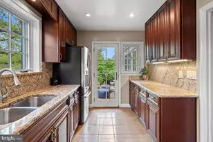 4857 Yorktown Blvd, Arlington, VA 22207 - Photo 12
