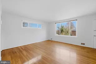 5039 8th Rd S, Arlington, VA 22204 - Photo 4