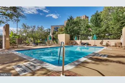 1301 N Courthouse Road #1607, Arlington, VA 22201 - Photo 32