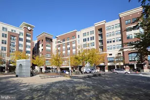 1107 S Walter Reed Dr, Arlington, VA 22204 - Photo 50