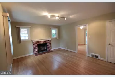 3931 6th Street S, Arlington, VA 22204 - Photo 2