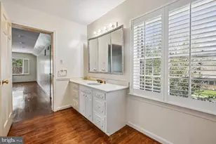 4024 40th St N, Arlington, VA 22207 - Photo 48