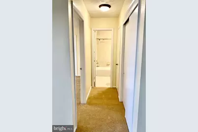 5111 8th Road S #403, Arlington, VA 22204 - Photo 8