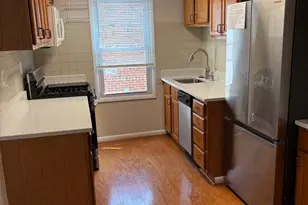 1553 19th St N, Arlington, VA 22209 - Photo 1