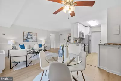 3601 5th Street S #105, Arlington, VA 22204 - Photo 8
