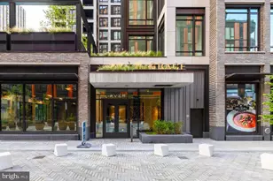 269 19th Ct S, Arlington, VA 22202 - Photo 4