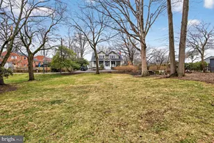 5723 27th St N, Arlington, VA 22207 - Photo 2