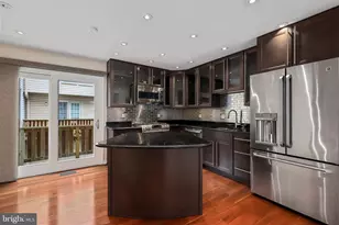 2177 S Shirlington Rd, Arlington, VA 22204 - Photo 10