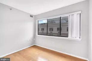 1301 N Courthouse Rd, Arlington, VA 22201 - Photo 20