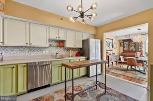 1016 S Wayne St, Arlington, VA 22204 - Photo 8