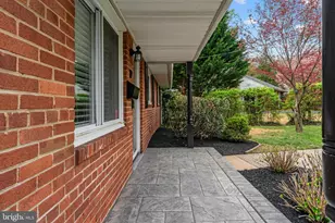 19 S Edison St, Arlington, VA 22204 - Photo 4