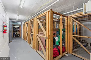 708 S Arlington Mill Dr, Arlington, VA 22204 - Photo 32