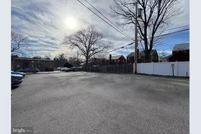 500 S Courthouse Road #4, Arlington, VA 22204 - Photo 2