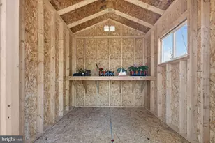 213 S Edgewood St, Arlington, VA 22204 - Photo 30