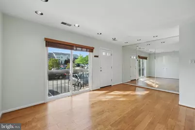 62 N Bedford Street #62B, Arlington, VA 22201 - Photo 4