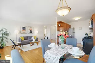 1300 S Arlington Ridge Rd, Arlington, VA 22202 - Photo 10