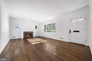 2718 S June St, Arlington, VA 22202 - Photo 8