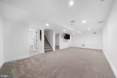 2718 S June Street, Arlington, VA 22202 - Photo 32