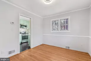 6130 11th Rd N, Arlington, VA 22205 - Photo 10
