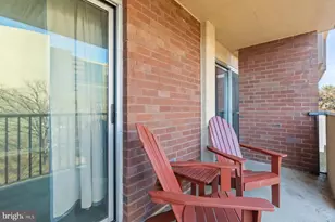 1300 Army Navy Dr, Arlington, VA 22202 - Photo 18