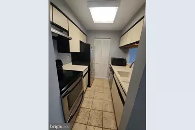 1020 N Stafford Street #309, Arlington, VA 22201 - Photo 4