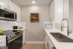 2001 15th St N, Arlington, VA 22201 - Photo 14