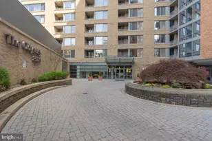 2001 15th St N, Arlington, VA 22201 - Photo 2