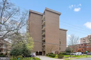 1510 12th St N, Arlington, VA 22209 - Photo 2