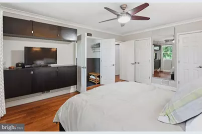 700 26th Place S, Arlington, VA 22202 - Photo 30