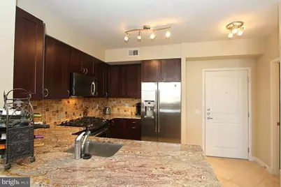 1021 Garfield Street #946, Arlington, VA 22201 - Photo 8