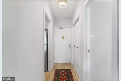 4141 N Henderson Road #614, Arlington, VA 22203 - Photo 4