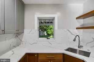 312 S Fenwick St, Arlington, VA 22204 - Photo 10