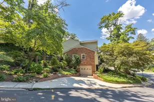 2801 S Joyce St, Arlington, VA 22202 - Photo 10