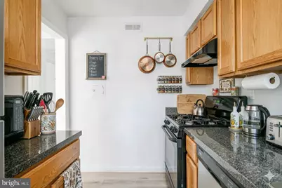 1224 Meade Street N #ES202, Arlington, VA 22209 - Photo 10