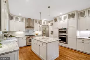 4249 25th St N, Arlington, VA 22207 - Photo 12