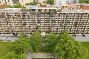 1300 Army Navy Dr, Arlington, VA 22202 - Photo 32