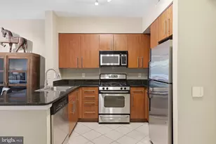 1021 N Garfield St, Arlington, VA 22201 - Photo 10