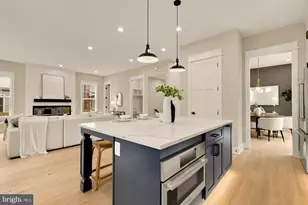 923 17th St S, Arlington, VA 22202 - Photo 18