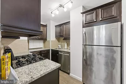 2030 N Adams Street #911, Arlington, VA 22201 - Photo 14