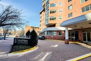 1001 N Vermont St, Arlington, VA 22201 - Photo 2