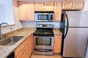 1001 N Vermont St, Arlington, VA 22201 - Photo 8