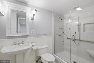4425 36th St S, Arlington, VA 22206 - Photo 18