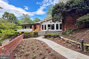 1753 Army Navy Dr, Arlington, VA 22202 - Photo 12