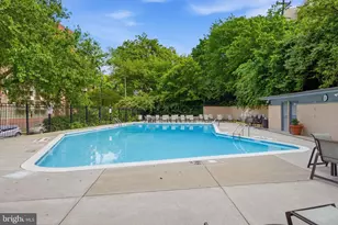 1200 S Arlington Ridge Rd, Arlington, VA 22202 - Photo 26