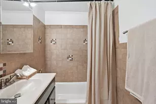 1200 S Arlington Ridge Rd, Arlington, VA 22202 - Photo 20