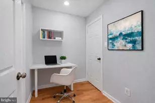 1909 N Rhodes St, Arlington, VA 22201 - Photo 14