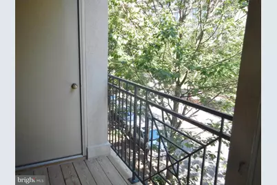 2310 14th Street N #208, Arlington, VA 22201 - Photo 8