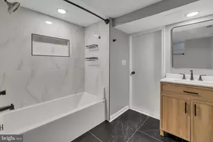 1706 N Glebe Rd, Arlington, VA 22207 - Photo 28