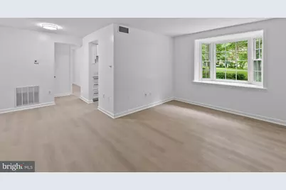 708 S Arlington Mill Drive S #14104, Arlington, VA 22204 - Photo 4